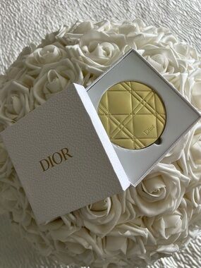 Dior beauty Gold Compact Mirror with Dual Mirrors and gift box